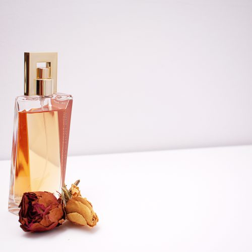 Jak samodzielnie zrobić perfumy?