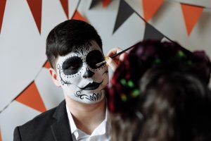 Makijaż na Halloween dla mężczyzny